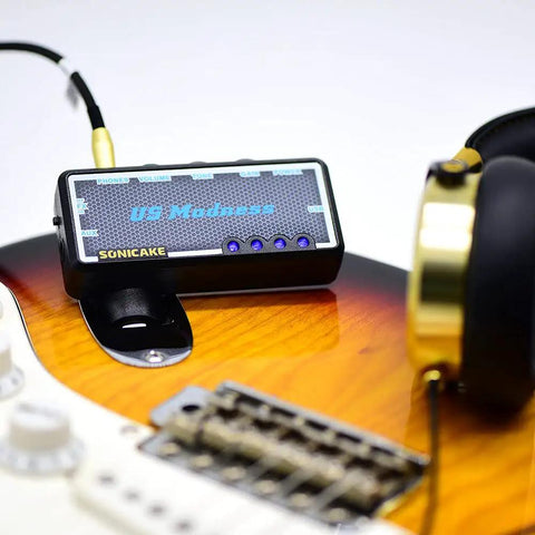 Guitar And Bass Headphone Amp With Built In Chorus Effects Portable Rechargeable Mini Headphone Amplifier for silent practice