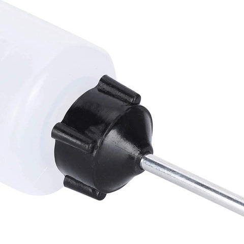 10pcs 120ml Sewing Machine Oiler Oil Dispenser With Long Angled Spout Extended Spout Bottle For Machine Shop Maintenance Industry Pro Grade Lubrication Tool For Smooth Oil Flow And Clog Free Oiling, close-up of spout