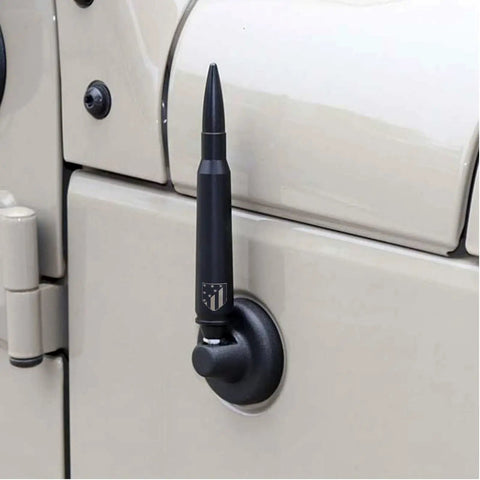 Jeep Wrangler Short Black 5.7 Inch Aluminum FM Aerial Antenna Replacement Mast Whip For JK JKU JL JLU 2007 2021 on vehicle
