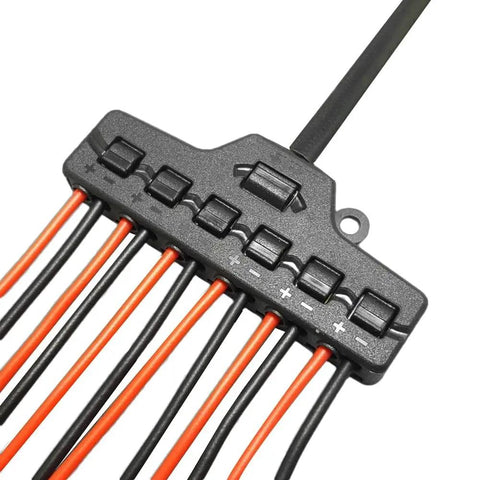 Two Pack 6 Port Wire Connector Splitter Distributor 1 In 6 Out Quick Push In Terminal Block TL-106 for LED lighting close-up