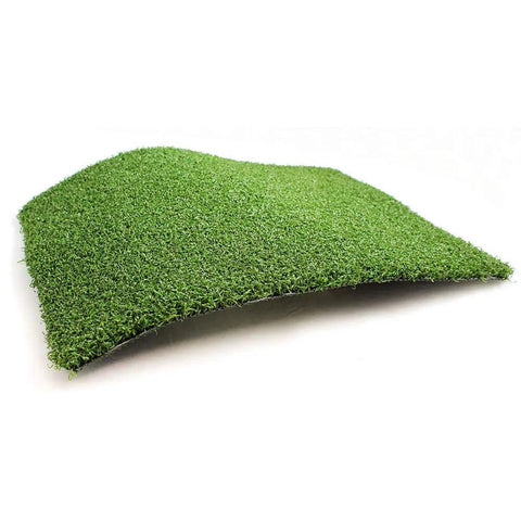 Pro Grade Indoor Outdoor Golf Putting Green Mat With Dense Artificial Grass Turf 5 Ft By 10 Ft, soft synthetic lawn close-up