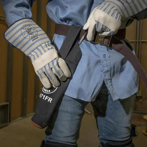 Flame-Resistant Electrode Bag With Hard Leather Bottom And Belt Loop, Heavy-Duty No 4 Canvas, worn by field tech