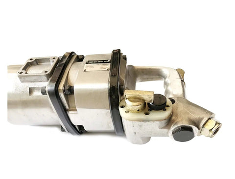 Heavy Duty 1 Inch Pneumatic Air Impact Wrench Built Like A Shop Beast Delivering Boss Level 1630 Nm Torque At 4200 Rpm with ergonomic grip and control valve.