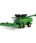 One Sixty Fourth Scale S7 900 Combine With Interchangeable HDF40 Grain Head And CF12 Folding Corn Head Farm Show Edition