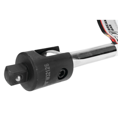 Heavy Duty 30 Inch Breaker Bar With 180 Degree Swivel Head For 1/2 Inch Drive, close-up of chrome vanadium steel construction