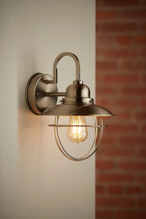 Vintage Amber LED Edison Bulbs, ST19, 60W Equivalent, Warm Dimmable Candlelight in wall sconce indoors