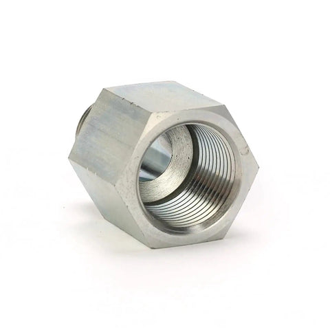 Close-up of metal connector from 100 Piece NPT Hose Fitting Set 5N-02-04 Male And Female Quick Connects For Plumbing