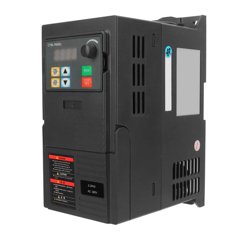 Beefed Up Variable Frequency Drive VFD 2.2kW Inverter Controller With Quick Cooling Heatsink And Quiet Fan For Safe ABS Protection 0 to 440V Output In Industrial Equipment Use, black front panel