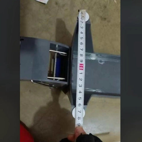 Heavy Duty Tabletop Tape Dispenser With Automatic Carton Sealer Stand measures 10 cm, showcasing its robust and functional design.