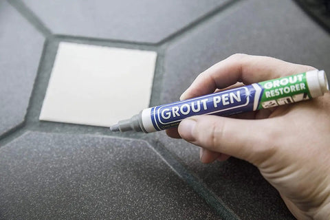 Gray Tile Grout Paint Marker For Quick DIY Recolor Waterproof Grout Pen With Colorant And Sealer in use on tile grout