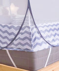 Close-up of Pop Up Mosquito Net For Bed With Bottom Fit Twin Full Queen And King Size Beds Foldable Bug Netting easy assembly.