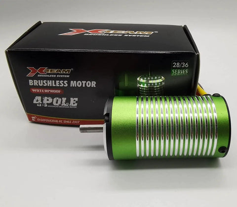 4500KV Brushless RC Motor 2000W 164A 12V 4 Pole Design for cars and boats, shown in a green metal casing with packaging.