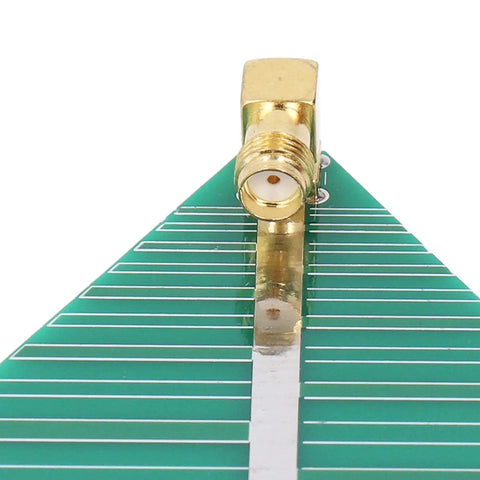 UWB Log Periodic Antenna PCB 600-6000MHz 50W Pro Grade Wideband Directional Antenna gold SMA connector and green PCB surface
