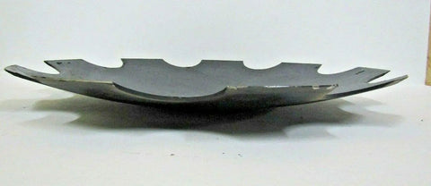 Side view of Notched 20 Inch Disc Harrow Blade For 1 Inch Or 1 And One Eighth Inch Square Axles, Four Millimeter Eight Gauge, Concave shape