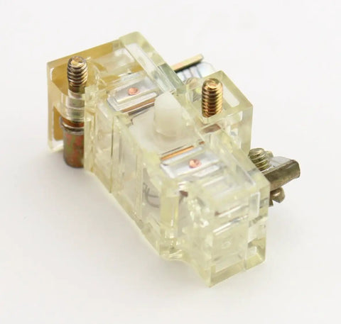 Built Tough And Dead Simple To Install This Model 9001KA5 Contact Block with a clear housing, designed for heavy duty switch panels.