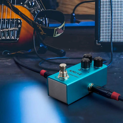 Beefy Crunch Distortion Guitar Effects Pedal Mini Single Type DC 9V True Bypass With Noise Reduction shown on stage setup