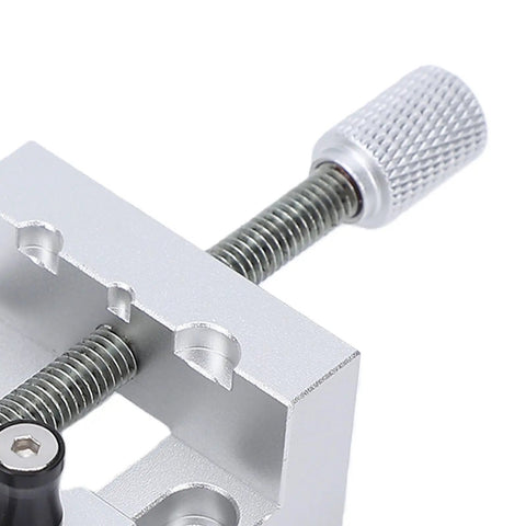Mini Vise For Jewelry And Model Making, CNC Aluminum Alloy Bench Clamp, Precision Small Part Holder With 0 To 47 Mm Range, Flat Base Mounting, Pro Grade Crafting Tool For Enthusiasts And Professionals close-up of knurled screw and clamp body