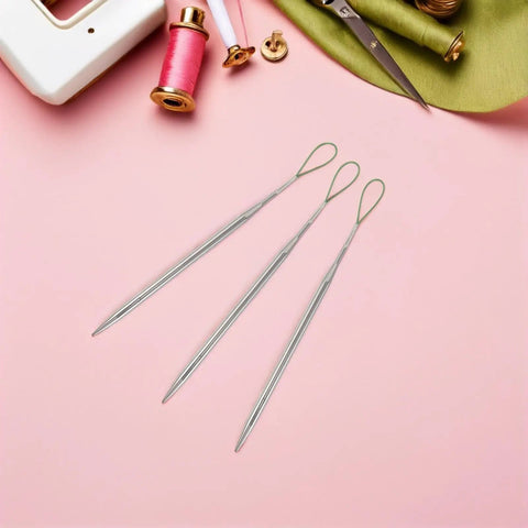 5 Piece Metal Drawstring Threader Kit For Hoodies And Garments Portable Elastic Cord Insertion Tool With Easy Threading Handy Threader For Shoelaces Ribbons Bags And Garment Casings Home Sewing Use, 3 metal threaders on pink background