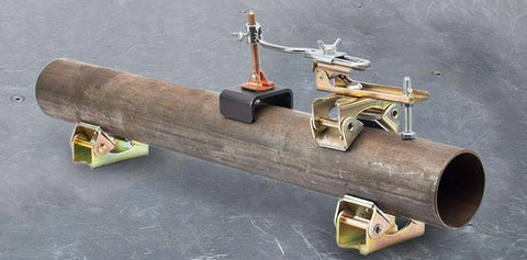 Deluxe Magnetic Grasshopper welding jig mounted on pipe; copper spindle, magnetic V-Pad base, anti-tip bolt