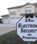 Wunder Solar Powered Spotlight Ultra Bright 3X LED Clip On Stick On Outdoor Light for security sign in front of house