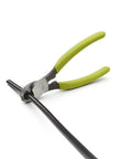 Heavy Duty Cable Cutters Forged In Hardened Carbon Steel Wire Cutter Eats Through Copper And Aluminum Up To 1/0 AWG Without Marring, cutting through black wire.