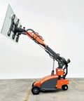 Heavy Duty Electric Glass Suction Lifter With Wireless Remote And Rock Solid Vacuum Grip Robot for lifting large glass panels.