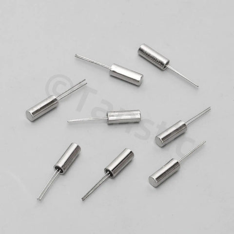 96 Pcs 3x8mm DIP Quartz Crystal Oscillators Kit With 4/6/8/10/12/16/20/24/25/27/30/32.768MHz Frequencies arranged on surface
