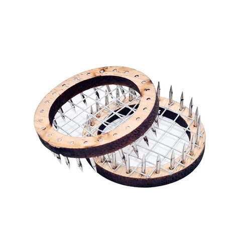 Beekeeping Queen Marking Disc Cage Set Six Pack Round Push In Queen Capture Cages with metal spikes and mesh design for minimal hive disruption.