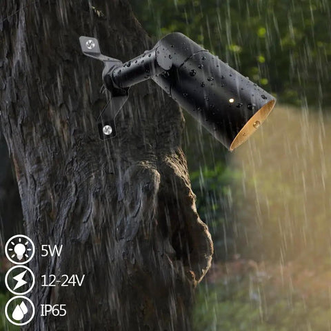 Low Voltage Landscape Tree Lights For Outdoors With Moonlight Glow mounted on tree trunk in rain