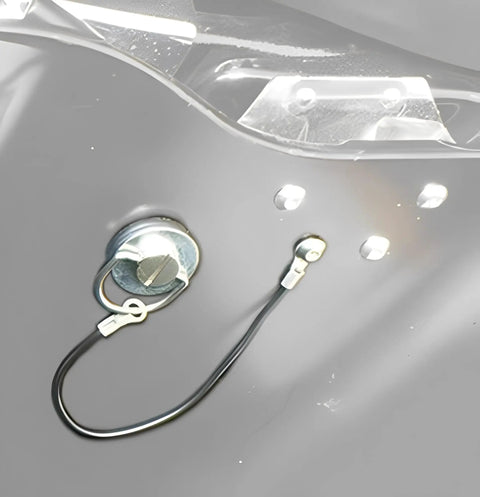 Quarter Turn Saddlebag Fasteners With Washers Heavy Duty Pin Bolts For Quick Swap And Secure Ride On Harley Davidson Motorcycles, chrome pin bolts and washers.