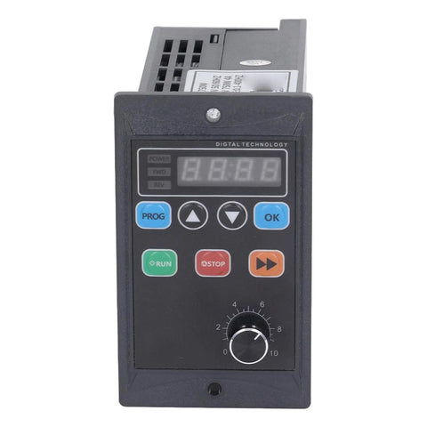 Rugged VFD With Premium Copper Coils 750W Inverter For Water Pumps And Automated Machine Tools High Performance Motor Controller For Heavy Duty Industrial Apps, front view
