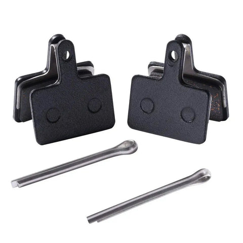 Ride Ready Disc Brake Pads For Shimano Mountain Bikes M315 M355 M515 M525 C501 C601 M375 M395 M415 M416 M446 M465 M475 M485 M486 Semi Metallic Resin Replacement Pads 2 Pairs For Reliable Stopping Power, showing two pads and clips
