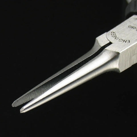 Close-up of Mini Needle Nose Pliers 141mm Precision Pro Grade Long Nose Pliers ESD Safe Carbon Steel Jaws For PCB Electronics Soldering