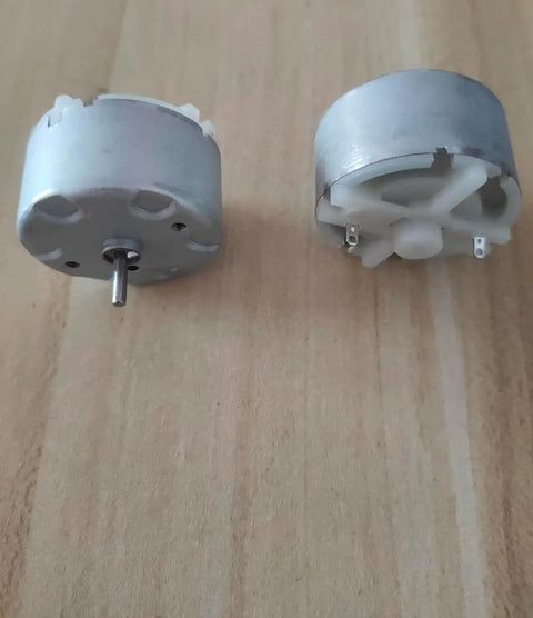 Two Pack Small DC Micro Motors 3.0V To 12V Range, 6V Nominal, 2700RPM No-Load, 2200RPM Rated, Metal Body, 32x19mm, 8x2mm Shaft