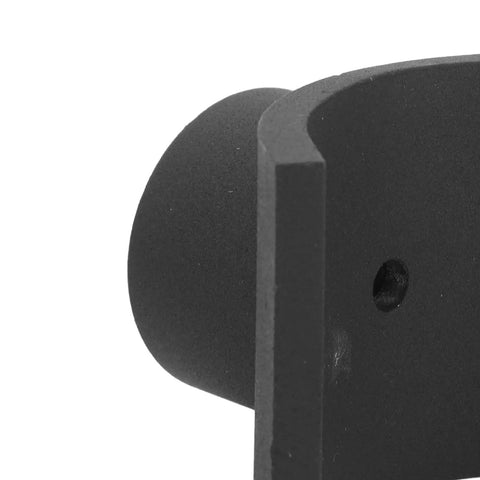 Close-up of Universal Axle Cradle Saddle For 3in Tube Bottle Jacks Heavy Duty Iron Construction With Cushioned Pad detail
