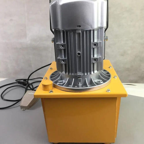 Heavy Duty 750W 110V Electric Hydraulic Pump With 7L Tank And Single Acting Pedal Solenoid Valve Control Kicking Up To Ten Thousand Psi For Solid Daily Grind And Shop Lifts Black