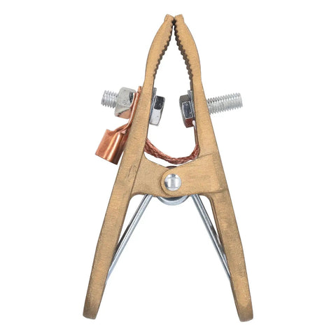 Heavy Duty A Shape Ground Welding Earth Clamp With Superior Grip And High 800A Power Rating For MIG Arc Welding Jobs, close-up view.