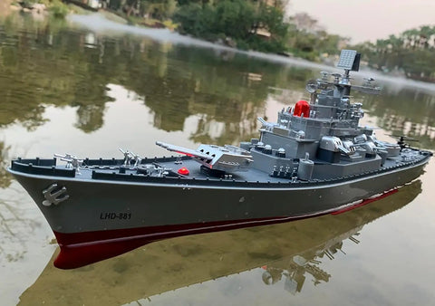 Remote Controlled Warship Battleship 23.6 Inch 4WD 2.4G RC Carrier On Water Model For Lakes And Pools LED Twin Engine Amphibious Ship 1 390 Scale For 14 Plus Enthusiasts on lake