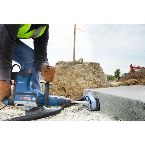 Worker using SpeedXtreme SDS Max Rotary Hammer Drill Bit 1 In Diameter with 100 Percent Carbide Head for concrete work
