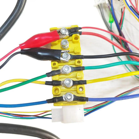 Brushless DC Motor Controller For E Bikes And Scooters, Compatible With 48V 60V 64V Systems, 500W Power, wired connectors close-up