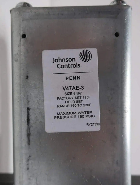 Johnson Controls PENN V47AE-3 1-1/4 in NPT temperature actuated water valve for hydronic heating and cooling