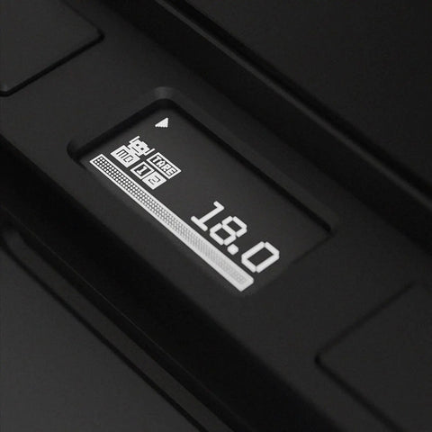 Close-up of the display panel showing weight setting on the Dead Accurate Automatic Coffee Bean Dispenser With Dual Weight Presets And Smart Auto Calibration For Hassle Free Single Or Continuous Dosing 200 Gram Hopper.