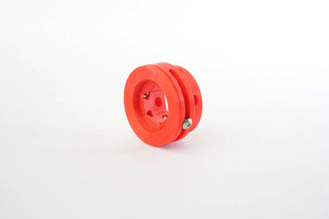Precision CNC Milling Vice Featuring Visual Torque Handle, red adapter for precise setup and clamping in machine tools.