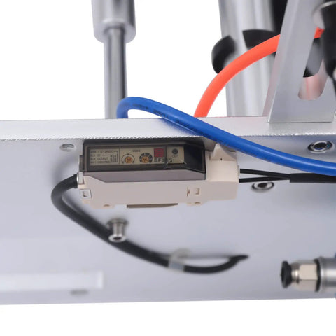Semi Automatic Round Bottle Labeling Machine High Speed 300W Fiber Optic Sensor for auto detection wiring close-up.