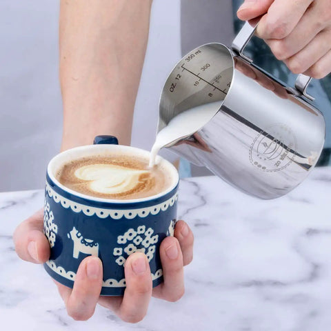 Milk Frothing Pitcher 12oz 350ml Stainless Steel 304 Barista Quality Espresso Steamer Cup For Latte Art Cappuccino Foam Jug Pouring Milk