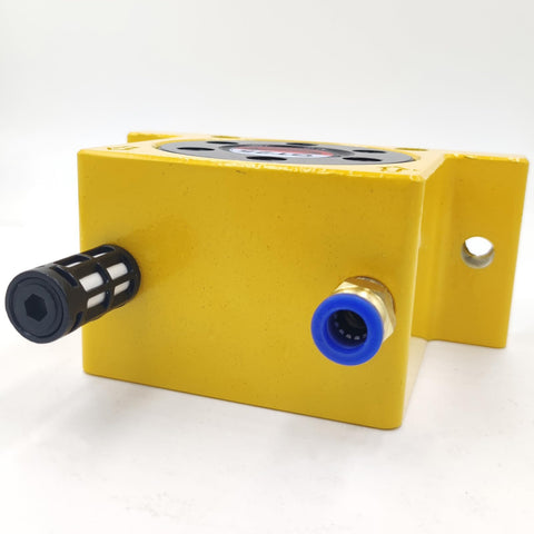 Set Of 2 High Speed Pneumatic Air Turbine Vibrators For Industrial Systems One Quarter Inch Ports Aluminum Body