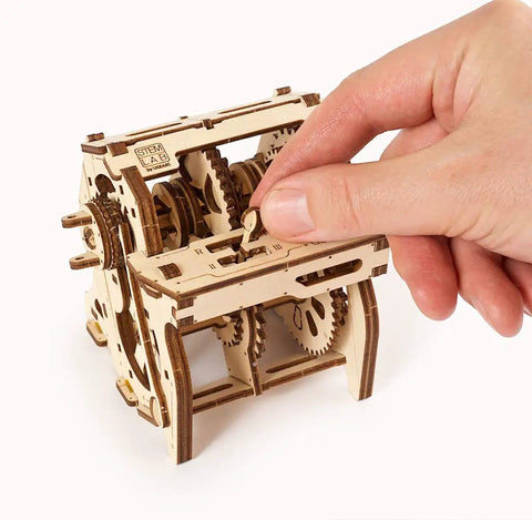Gearbox Wooden Model Kit For Adults Teens And Kids Hands On DIY Mechanical STEM 3D Puzzle With App Learning wooden gear transmission