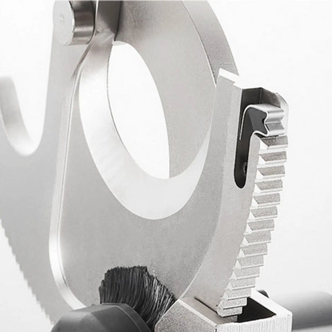 Heavy Duty Battery Powered Cable Cutter 75mm ratchet tool kit blade, close-up view of cutting edge, pro grade cordless cutter