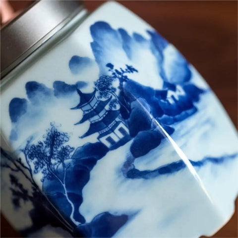 Classic Blue And White Ceramic Tea Jar Big Boy Airtight Loose Tea Storage Caddy For Kitchen Pantry Organization decorative design