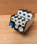 Single overload relay T25DU32 24-32 A 3-pole thermal motor protector Class 10 manual or automatic reset panel mount shown